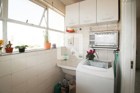 Apartamento à venda com 105m², 3 quartos e 1 vaga Apartamento à venda com 105m², 3 quartos e 1 vagaÁrea de Serviço