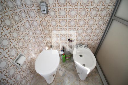 Apartamento à venda com 105m², 3 quartos e 1 vaga Apartamento à venda com 105m², 3 quartos e 1 vagaBanheiro