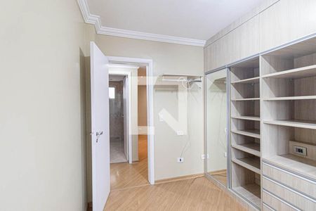 Quarto 1 de apartamento para alugar com 2 quartos, 62m² em Rebouças, Curitiba