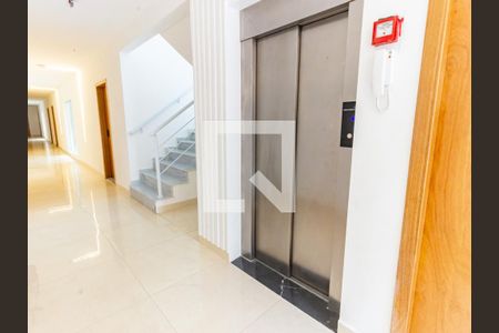 Apartamento à venda com 32m², 1 quarto e sem vagaÁrea comum