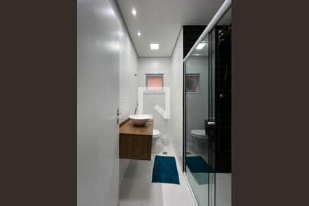 Casa para alugar com 120m², 3 quartos e 2 vagasBanheiro Social