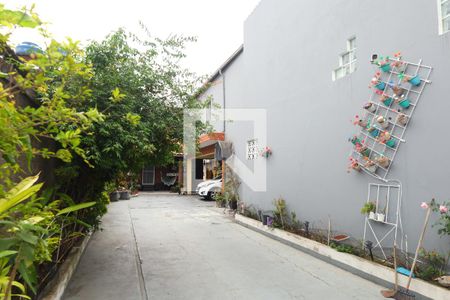 Casa para alugar com 120m², 3 quartos e 6 vagasQuintal e Garagem