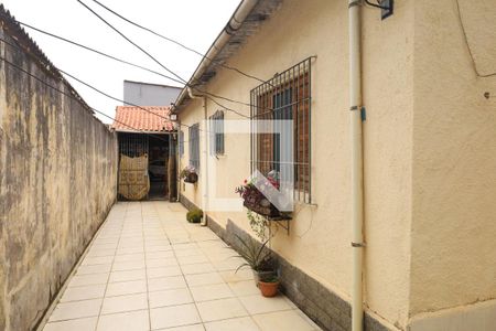 Casa para alugar com 120m², 3 quartos e 6 vagasQuintal