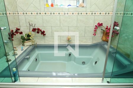 Casa para alugar com 120m², 3 quartos e 6 vagasBanheiro 1 - Suíte