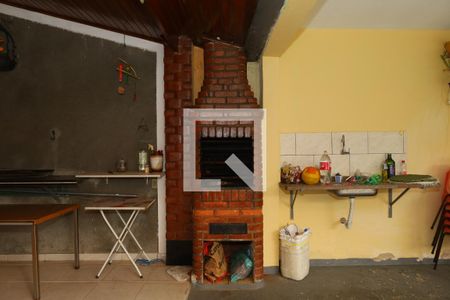 Casa para alugar com 120m², 3 quartos e 6 vagasQuintal e Churrasqueira