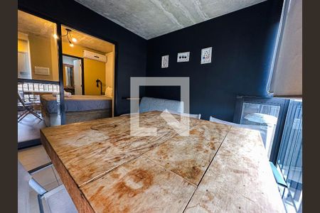 Apartamento para alugar com 32m², 1 quarto e sem vagavaranda