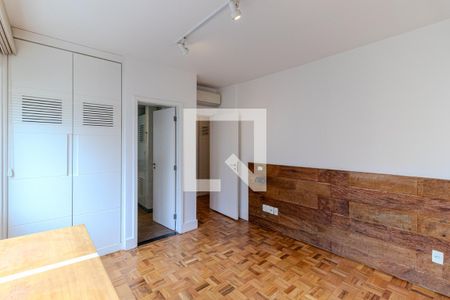 Apartamento para alugar com 155m², 3 quartos e 2 vagasSuíte