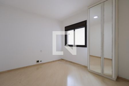 Apartamento à venda com 170m², 3 quartos e 3 vagasSuíte 2