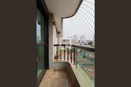 Apartamento à venda com 170m², 3 quartos e 3 vagasVaranda da suíte 1