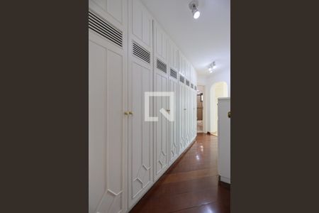 Apartamento à venda com 170m², 3 quartos e 3 vagasCloset da Suíte 1