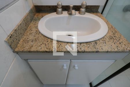 Apartamento à venda com 170m², 3 quartos e 3 vagasBanheiro da Suíte 2