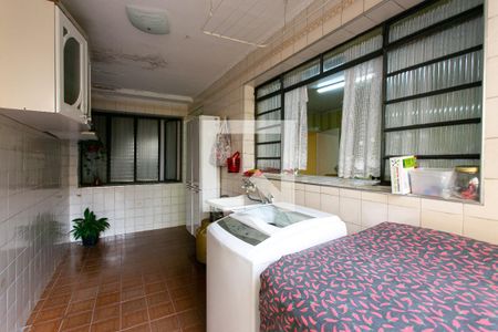 Casa à venda com 150m², 3 quartos e 1 vagaÁrea de Serviço