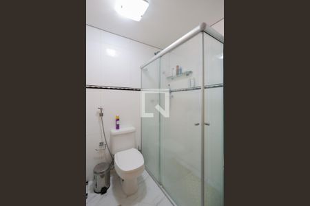 Apartamento à venda com 106m², 3 quartos e 2 vagas Apartamento à venda com 106m², 3 quartos e 2 vagasBanheiro da suíte 1