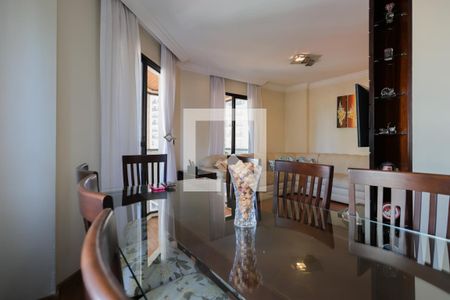 Apartamento à venda com 106m², 3 quartos e 2 vagas Apartamento à venda com 106m², 3 quartos e 2 vagasSala