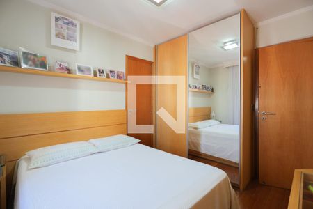 Apartamento à venda com 106m², 3 quartos e 2 vagas Apartamento à venda com 106m², 3 quartos e 2 vagasSuíte americana 2