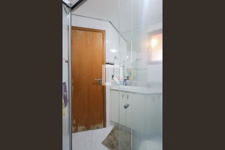 Apartamento à venda com 106m², 3 quartos e 2 vagas Apartamento à venda com 106m², 3 quartos e 2 vagasBanheiro da suíte 1