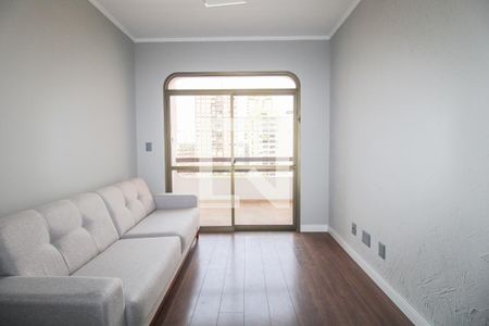 Sala de apartamento para alugar com 1 quarto, 60m² em Cambuí, Campinas