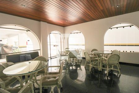 Apartamento à venda com 60m², 1 quarto e 1 vagaÁrea comum