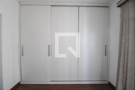 Apartamento à venda com 60m², 1 quarto e 1 vagaQuarto