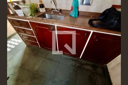 Apartamento para alugar com 96m², 2 quartos e sem vagaCozinha 