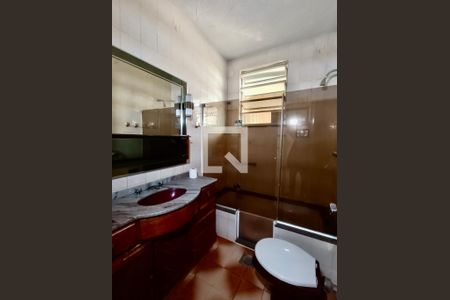 Apartamento para alugar com 96m², 2 quartos e sem vagaBanheiro social 
