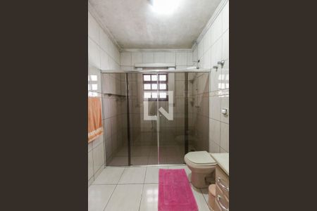 Casa para alugar com 400m², 3 quartos e 10 vagasBanheiro 1