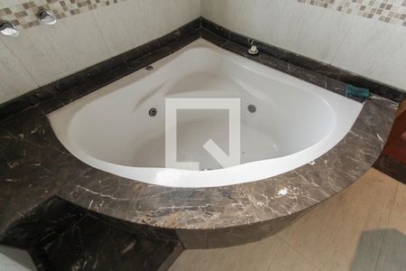 Casa para alugar com 400m², 3 quartos e 10 vagasBanheiro da Suíte