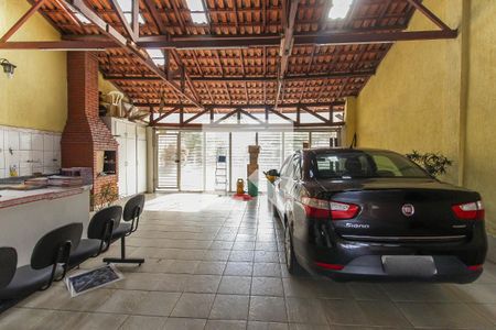 Casa para alugar com 400m², 3 quartos e 10 vagasGaragem - Churrasqueira