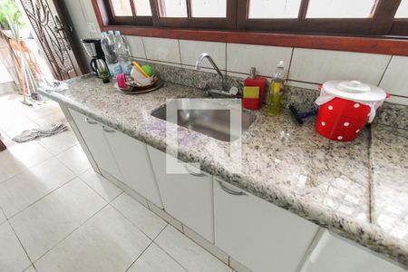 Casa para alugar com 400m², 3 quartos e 10 vagasCozinha