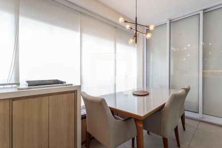 Varanda - Sala de apartamento à venda com 2 quartos, 61m² em Vila Uberabinha, São Paulo