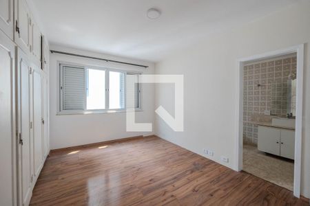Apartamento à venda com 340m², 4 quartos e 3 vagasSuíte 2