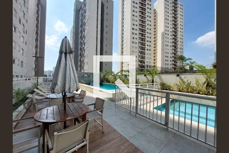 Apartamento à venda com 34m², 2 quartos e sem vagaÁrea comum - Piscina