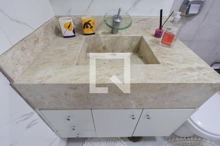 Apartamento à venda com 75m², 2 quartos e 1 vagaBanheiro