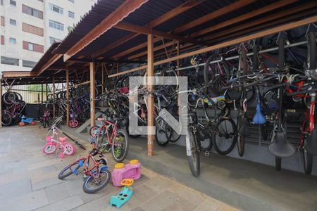 Apartamento à venda com 75m², 2 quartos e 1 vagaÁrea comum - Bicicletário