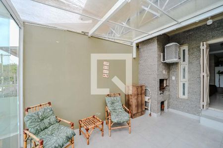 Casa à venda com 178m², 3 quartos e 2 vagas Casa à venda com 178m², 3 quartos e 2 vagasÁrea Gourmet