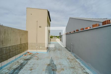 Casa à venda com 178m², 3 quartos e 2 vagas Casa à venda com 178m², 3 quartos e 2 vagasTerraço
