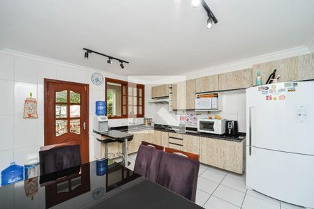 Casa à venda com 178m², 3 quartos e 2 vagas Casa à venda com 178m², 3 quartos e 2 vagasCozinha