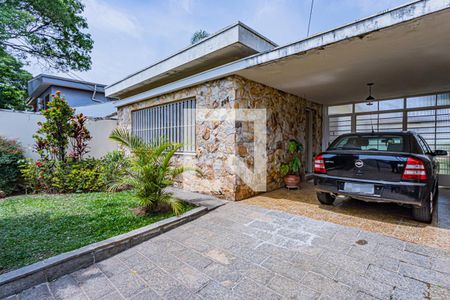 Casa à venda com 450m², 2 quartos e 4 vagasGaragem