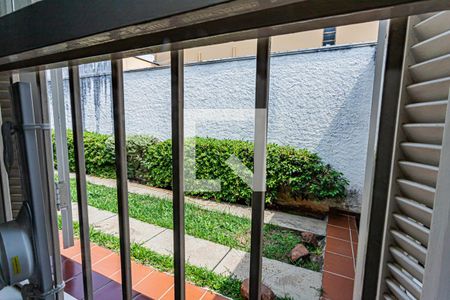 Vista Quarto 1 de casa à venda com 2 quartos, 450m² em Parque São Domingos, São Paulo