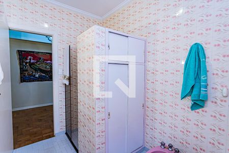 Casa à venda com 450m², 2 quartos e 4 vagasBanheiro