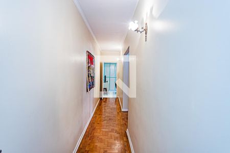 Casa à venda com 450m², 2 quartos e 4 vagasCorredor