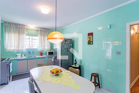 Casa à venda com 450m², 2 quartos e 4 vagasCozinha