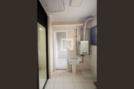 Apartamento para alugar com 103m², 3 quartos e 2 vagas Apartamento para alugar com 103m², 3 quartos e 2 vagasÁrea de Serviço