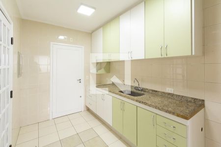 Apartamento para alugar com 103m², 3 quartos e 2 vagas Apartamento para alugar com 103m², 3 quartos e 2 vagasCozinha