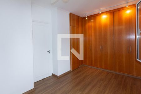 Apartamento para alugar com 103m², 3 quartos e 2 vagas Apartamento para alugar com 103m², 3 quartos e 2 vagasSuíte