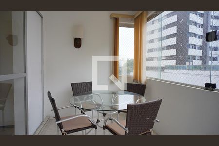 Apartamento para alugar com 165m², 4 quartos e 1 vagaVaranda do quarto 3