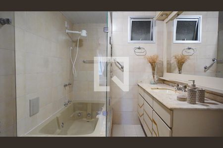 Apartamento para alugar com 165m², 4 quartos e 1 vagaBanheiro