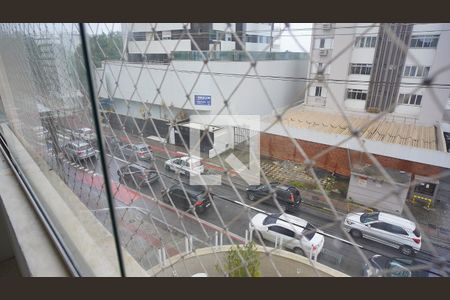 Apartamento para alugar com 165m², 4 quartos e 1 vagaVista