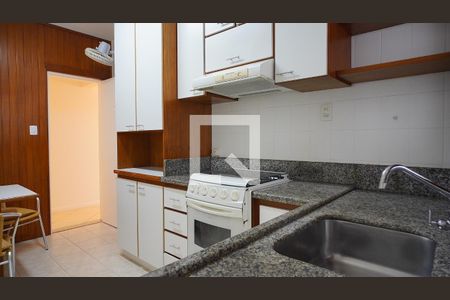 Apartamento para alugar com 165m², 4 quartos e 1 vagaCozinha