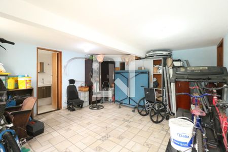 Casa à venda com 400m², 4 quartos e 8 vagasQuarto da Piscina